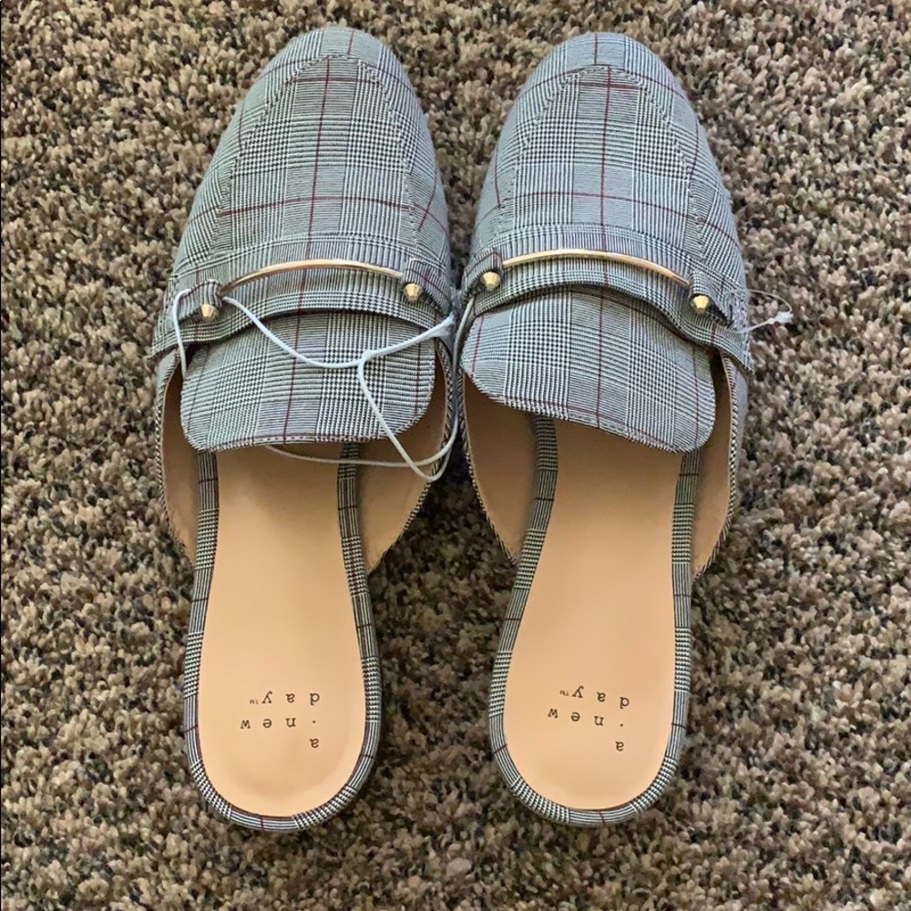 Brand new Mules